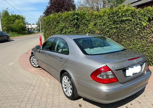 Mercedes-Benz Klasa E cena 47000 przebieg: 291000, rok produkcji 2007 z Poznań małe 137